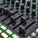 میدی کنترلر Novation Launch Control XL MKII